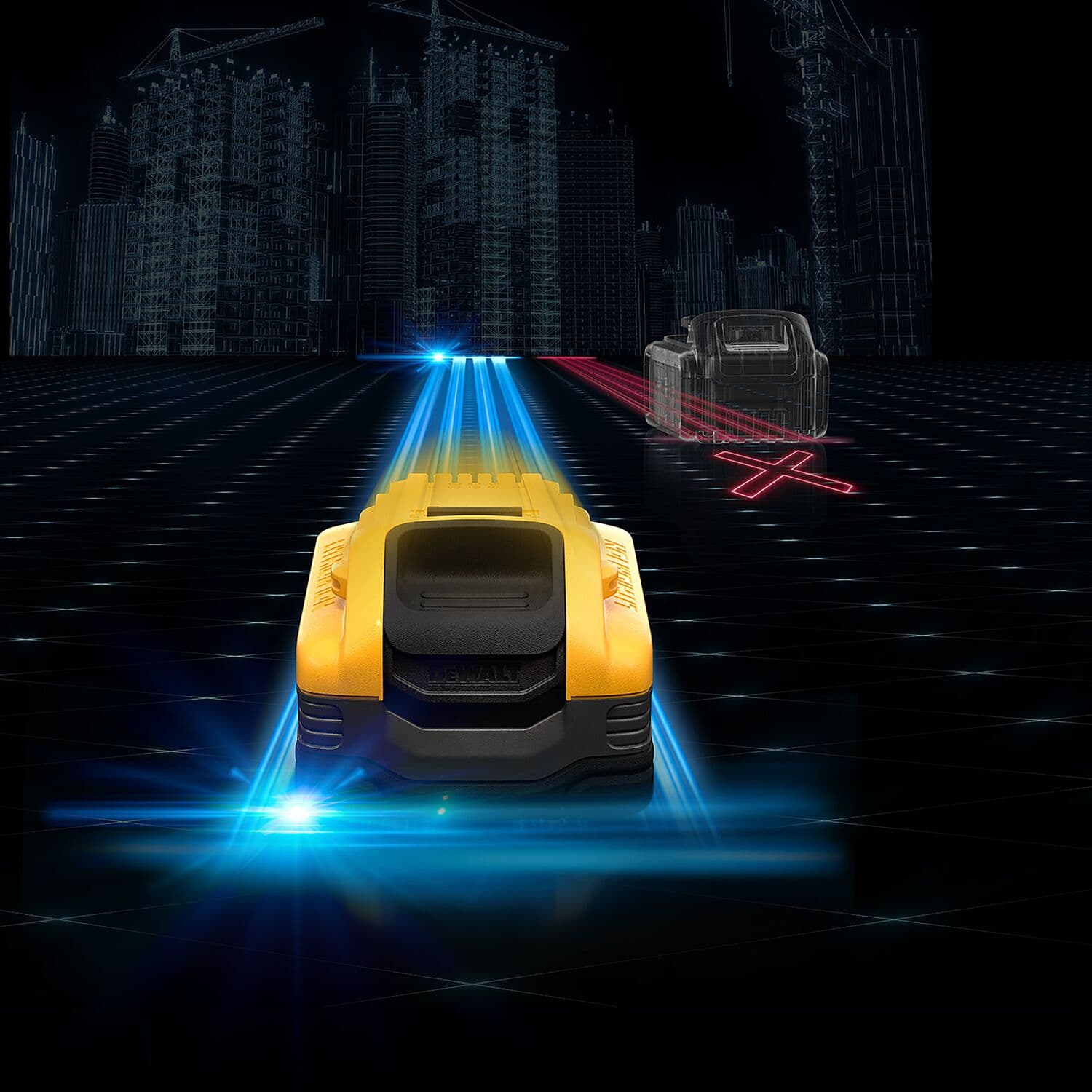 Una batería amarilla y negra DEWALT DCBP518 se muestra en un entorno digital y futurista con haces de luz azul, destacando velocidad e innovación. En el fondo, una batería transparente está tachada en rojo, con edificios altos y grúas de construcción delineados.